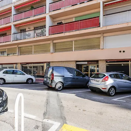 Santa Cruz Yourhosthelper *